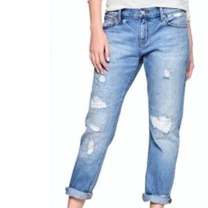 GAP 1969  sexy boyfriend, distressed jeans
